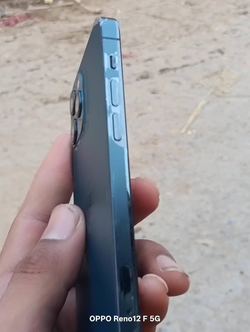 Apple iPhone 12 Pro 2