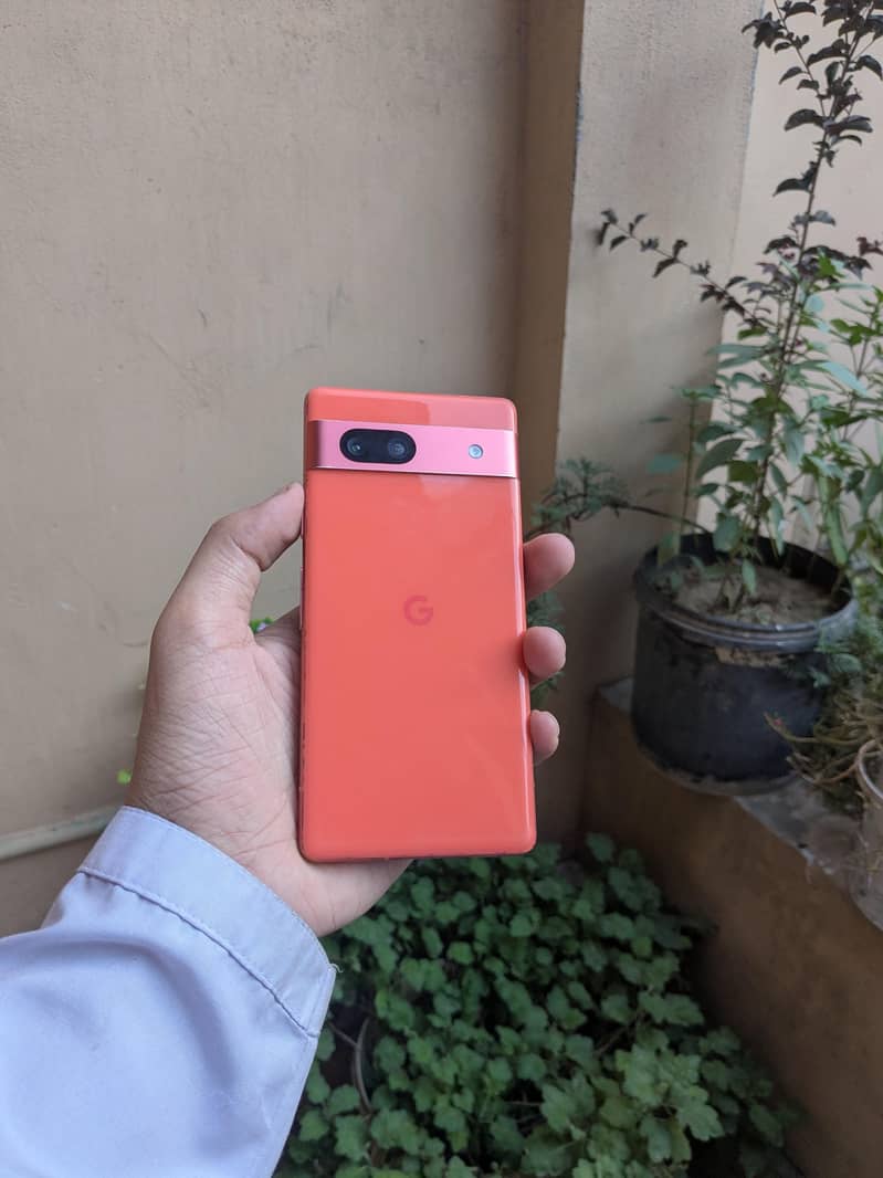 Google Pixel 7a 2