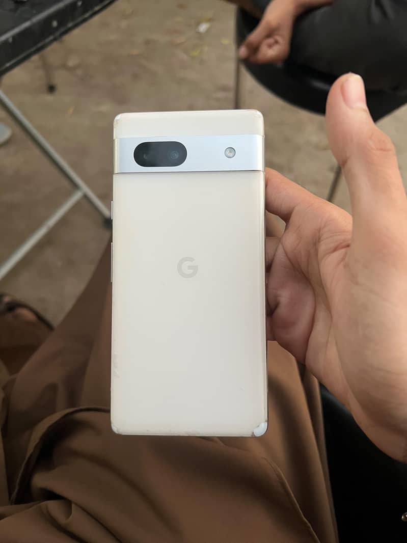 Google Pixel 7a 4
