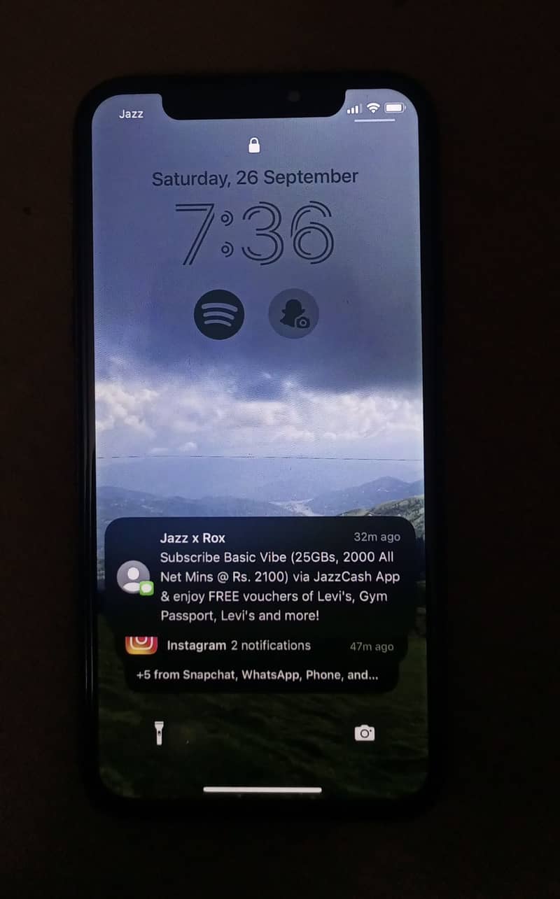 Apple iPhone X 0