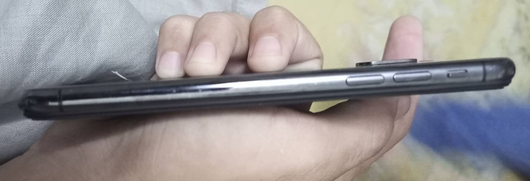 Apple iPhone X 3