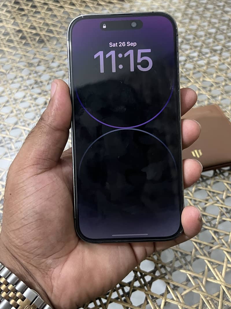 Apple iPhone 14 Pro 2