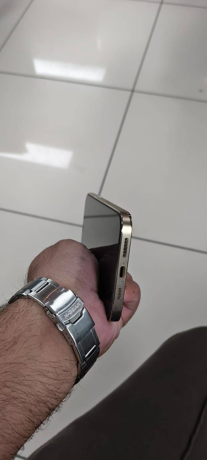Apple iPhone 12 Pro Max 4