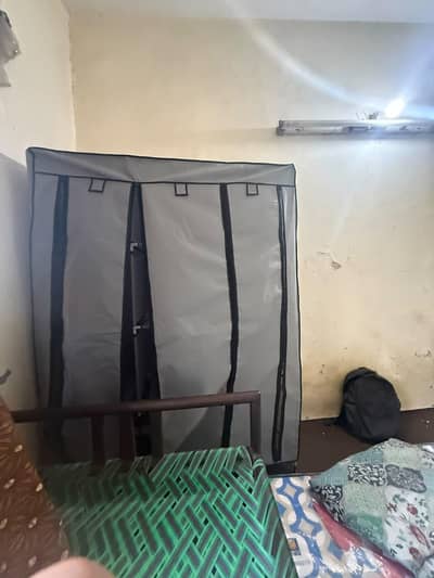 disposable cupboard