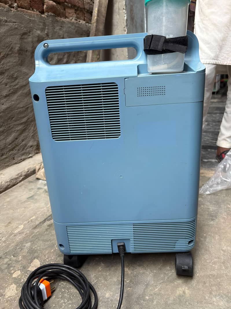 oxygen concentrator 1