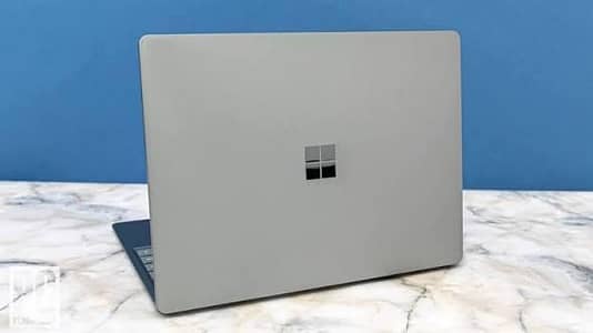 surface 2 16 512 i7 8th tuch