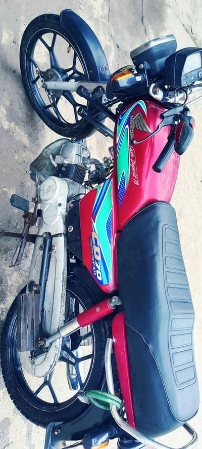 Honda 70 Model 2018, (03027452655)