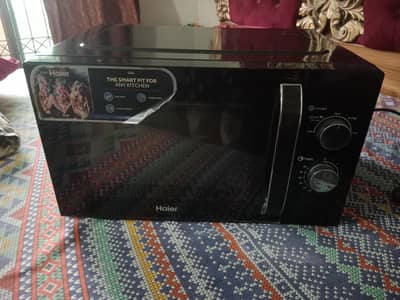 Haier Microwave oven