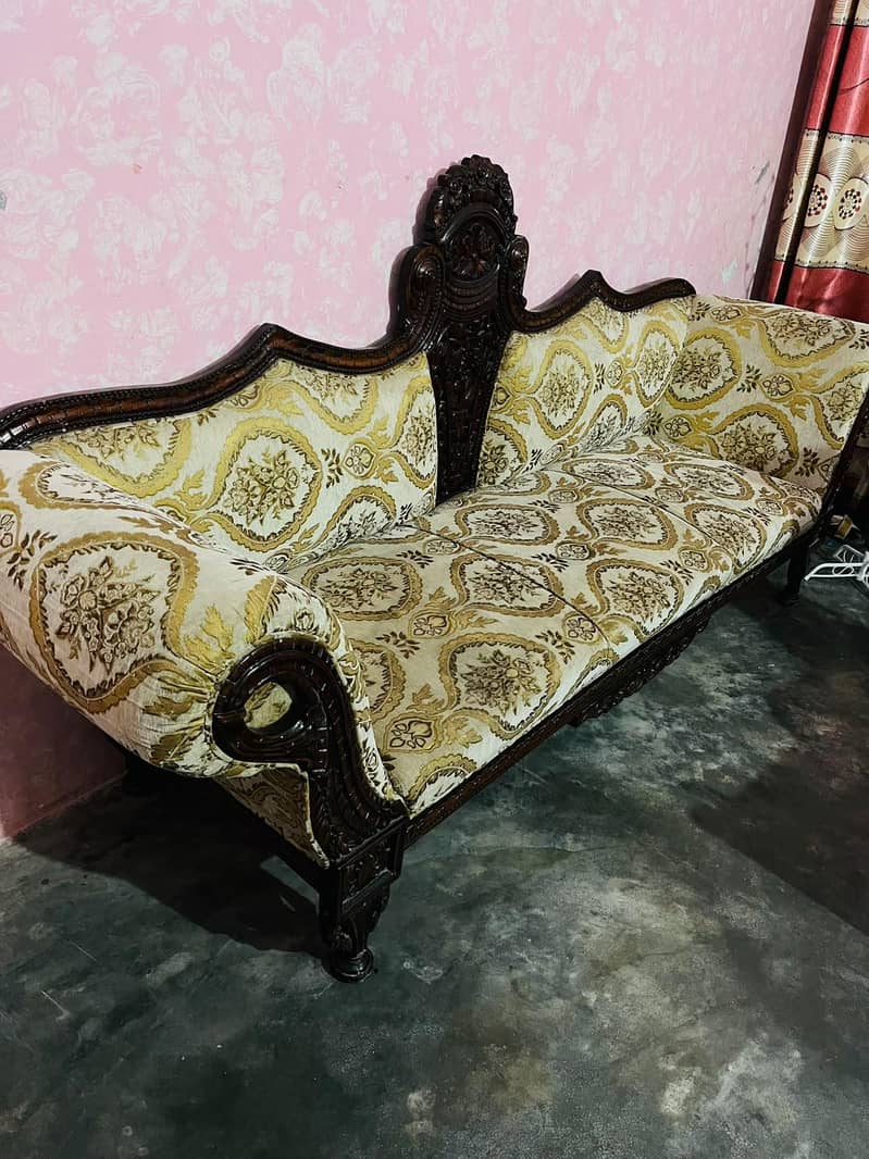 3 pics sofa set 0