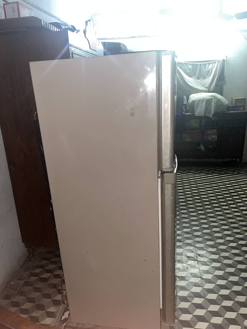 Dawlance fridge 4