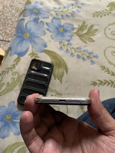 Apple iPhone XS