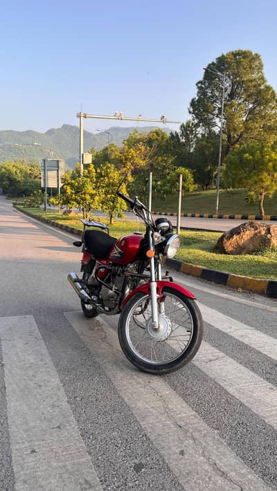 Suzuki GS 150