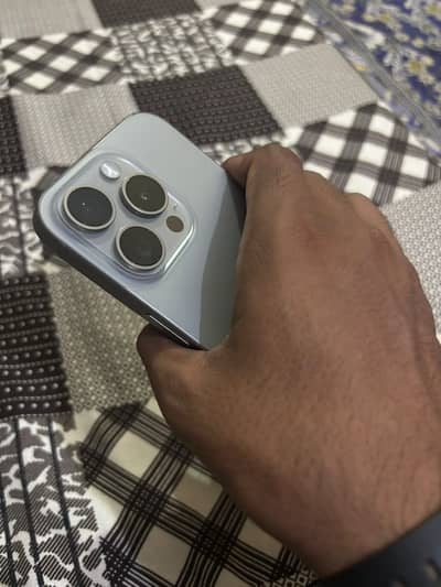 Apple iPhone 15 Pro