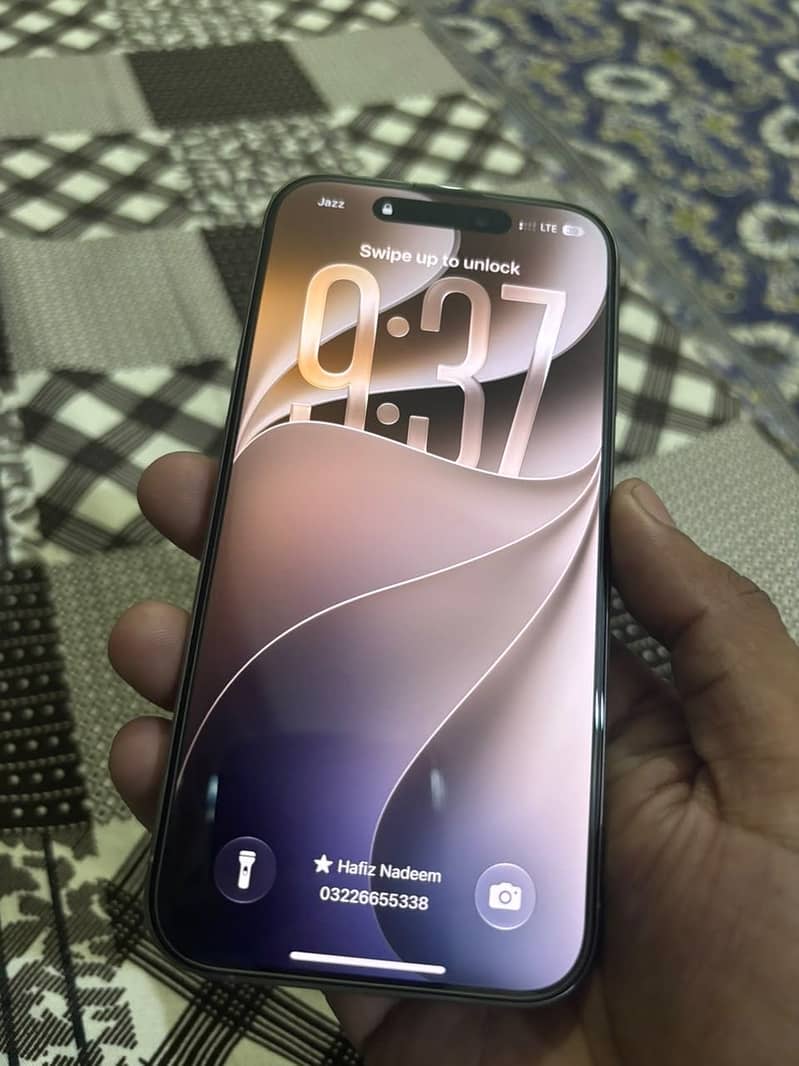 Apple iPhone 15 Pro 6