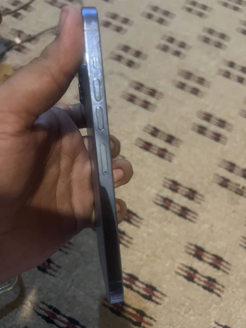 Apple iPhone 13 Pro Max 5