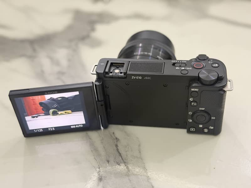Sony ZV E10 3