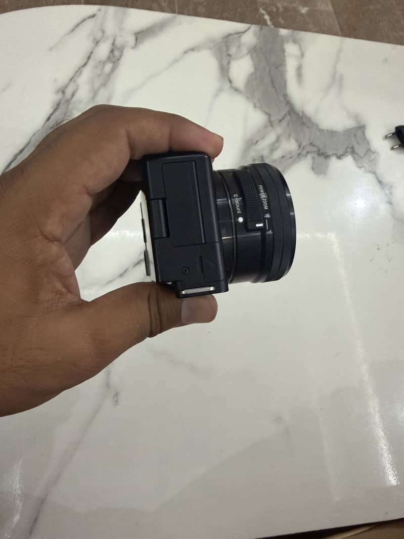 Sony ZV E10 9