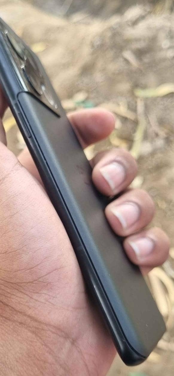 One Plus 10 Pro 1