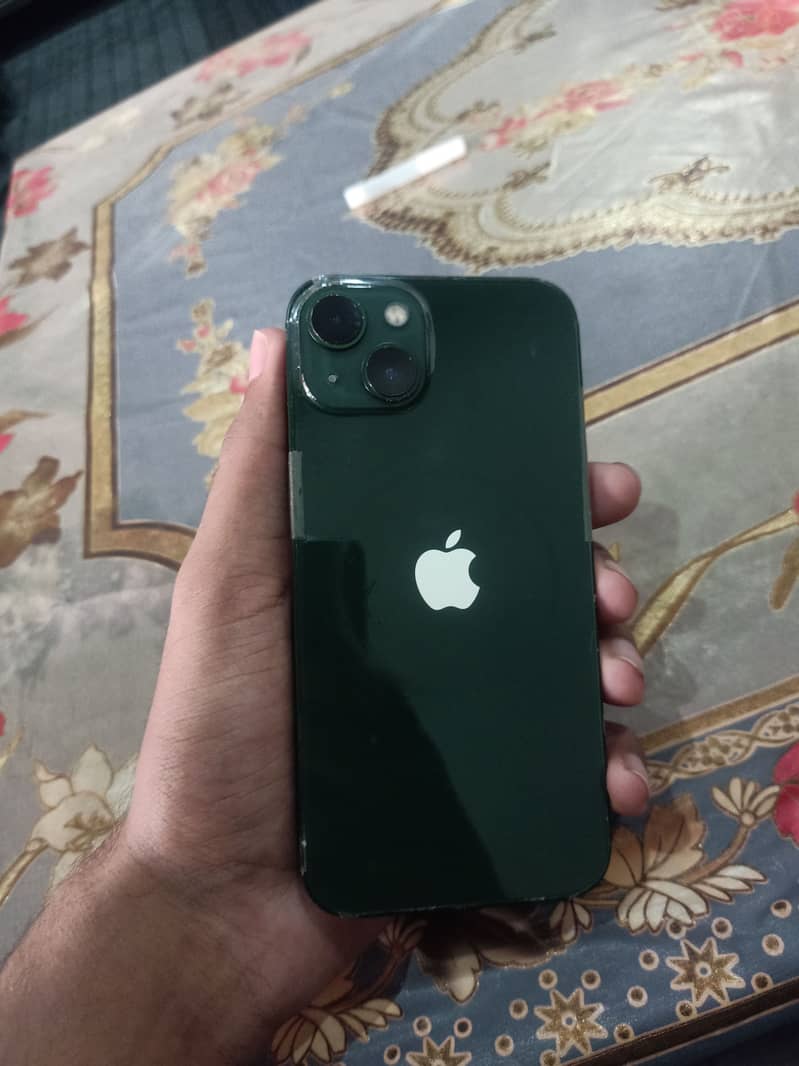 Apple iPhone 13 3