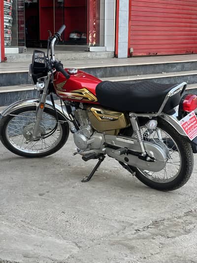 Honda CG 125 Gold Eadition. Full new condition