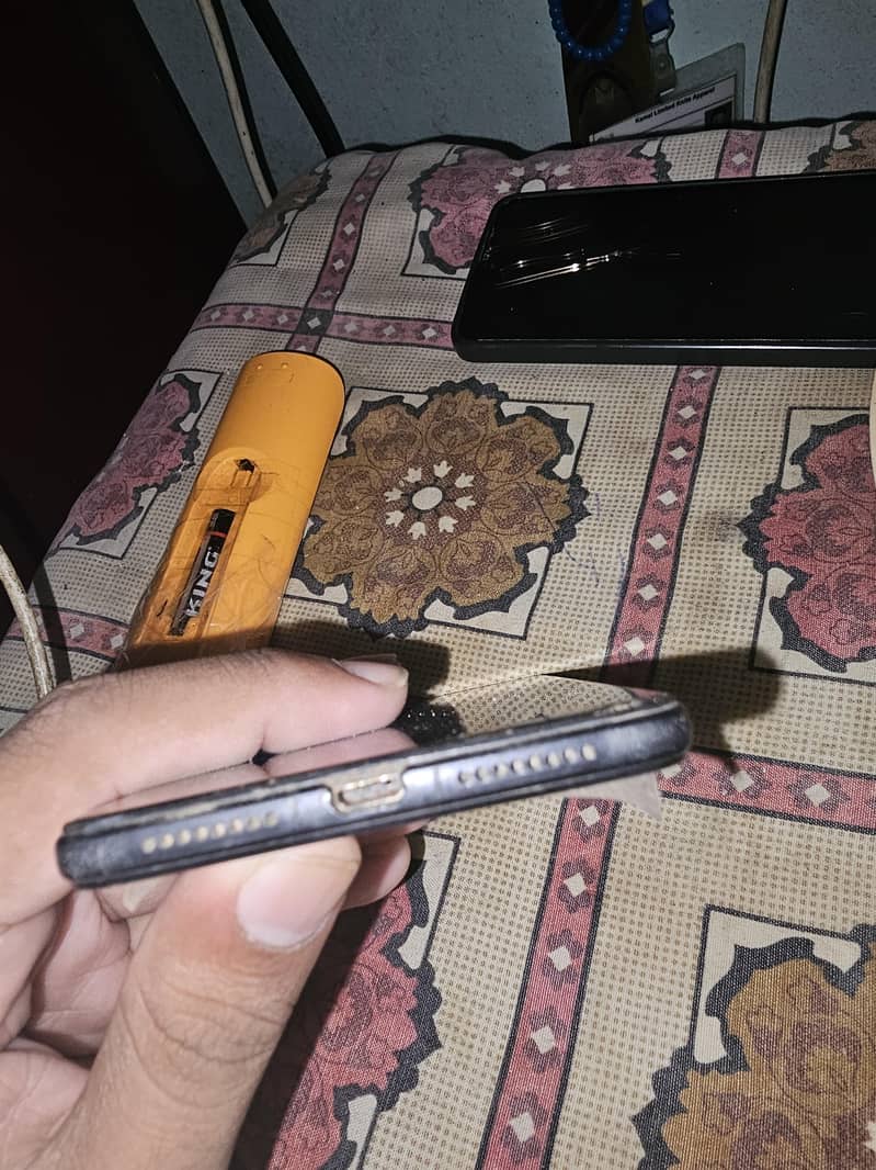 OPPO A37 2