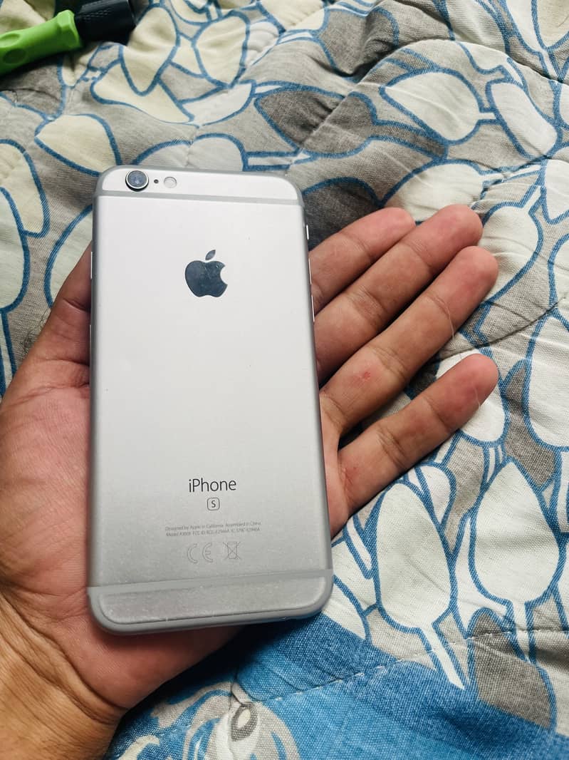 Apple iPhone 6S 0