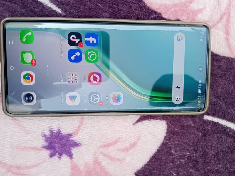 Tecno CAMON 40 Pro 5