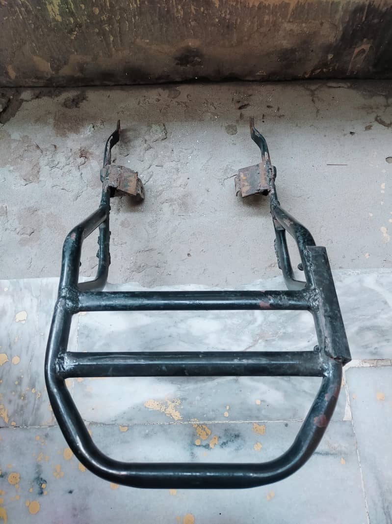 Tail Box Carrier 1