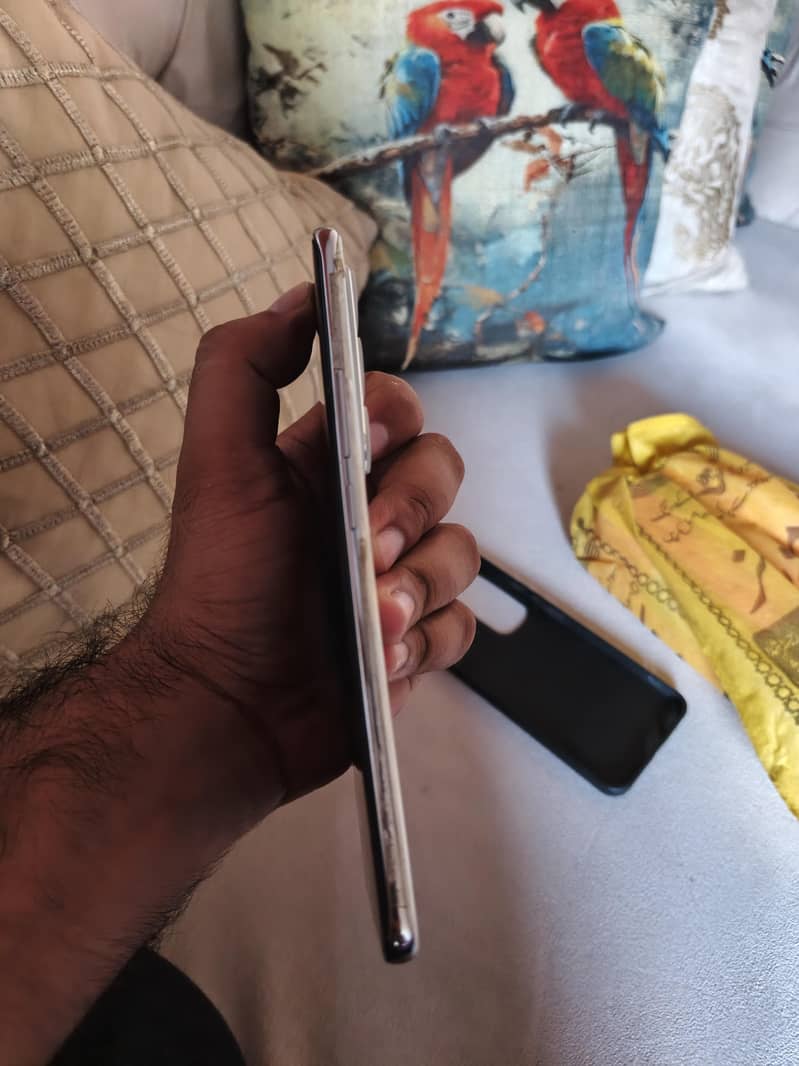 Tecno Spark 40 pro plus 6
