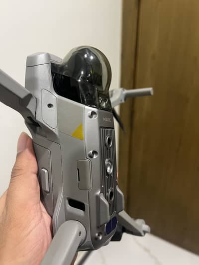 DJI MAVIC AIR 2 - SLIGHTLY USED ONLY - 100% NEW CONDITION