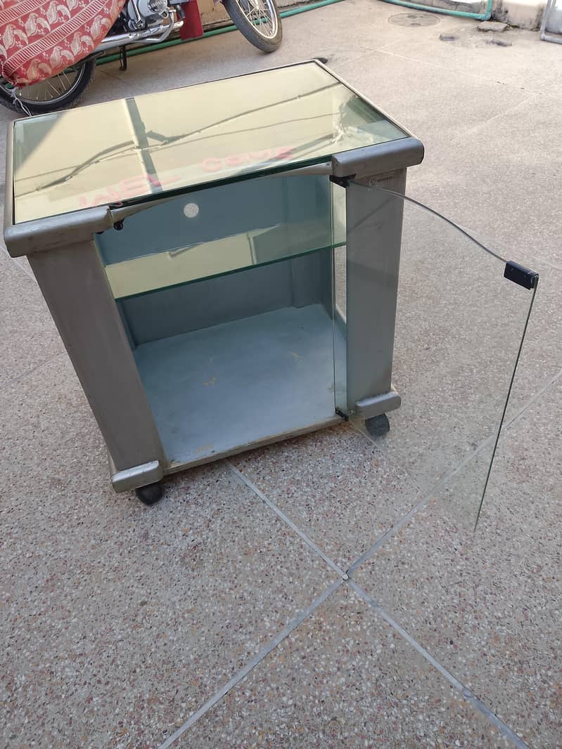 Computer Table 2