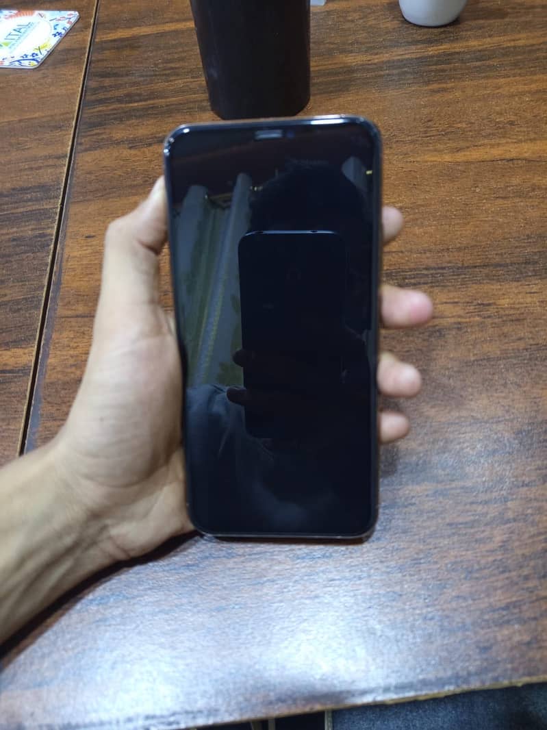 Iphone 11 pro max 0