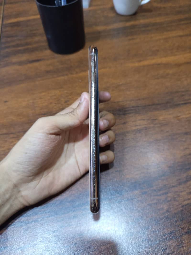 Iphone 11 pro max 2