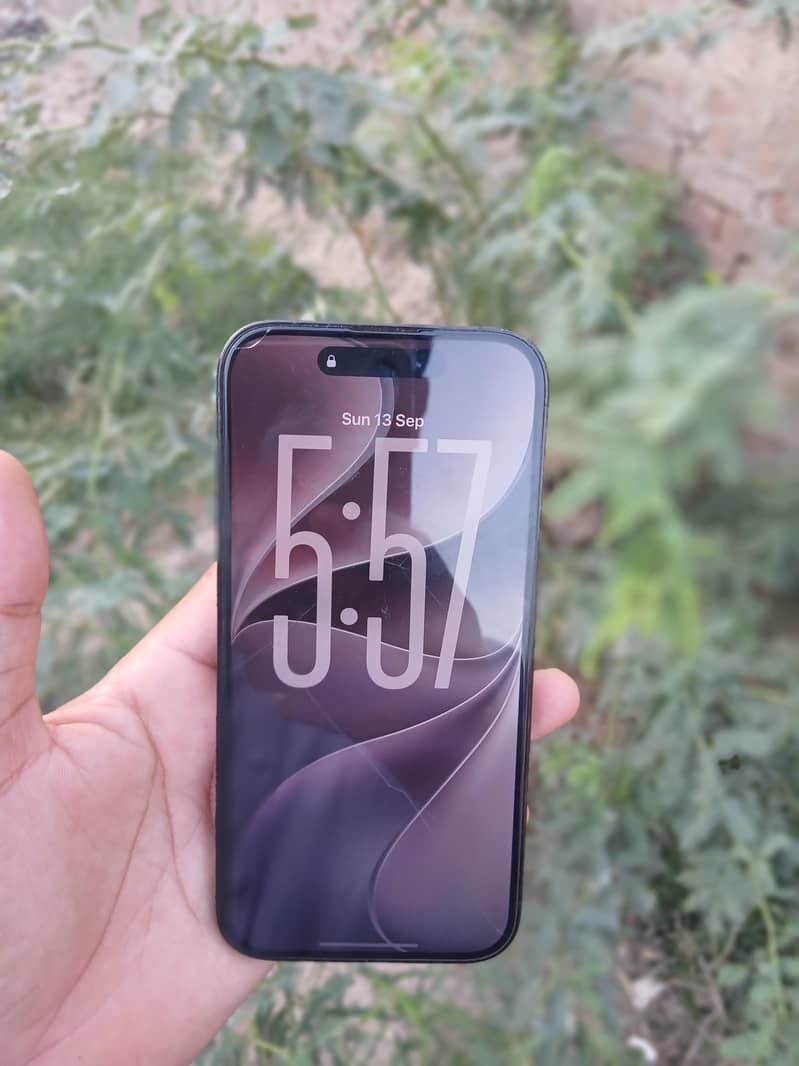 Apple iPhone 14 Pro 0
