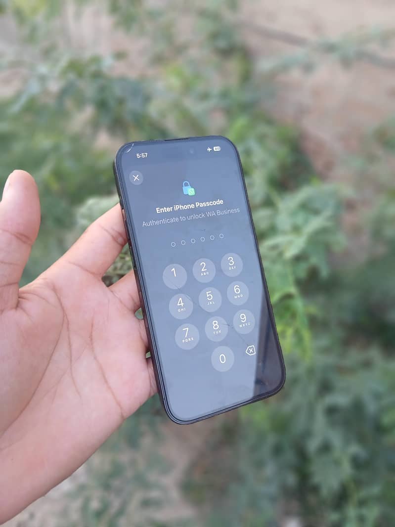 Apple iPhone 14 Pro 1