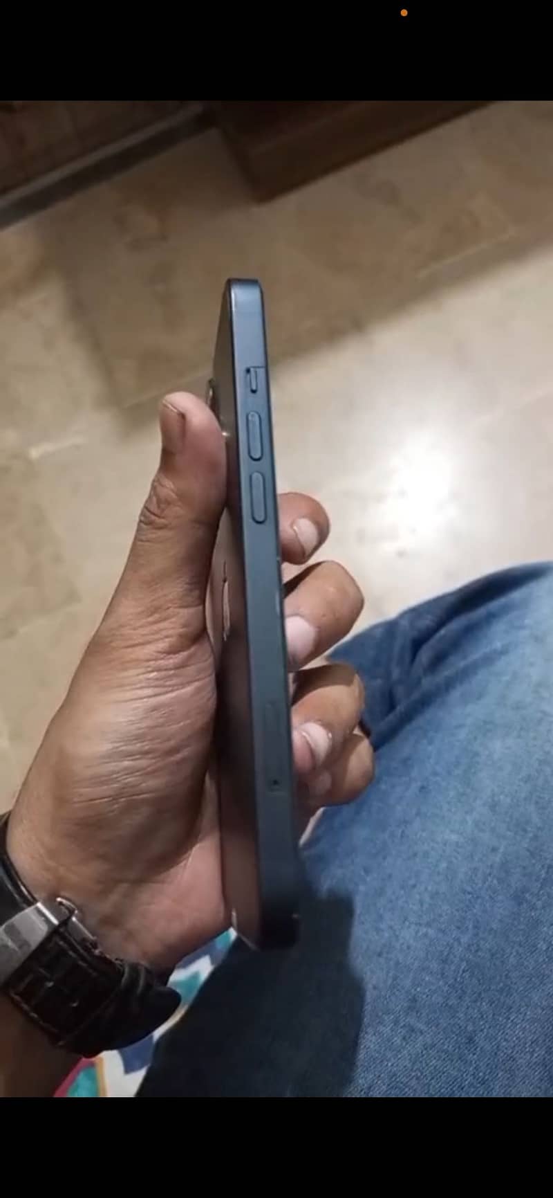 Apple iPhone 13 1