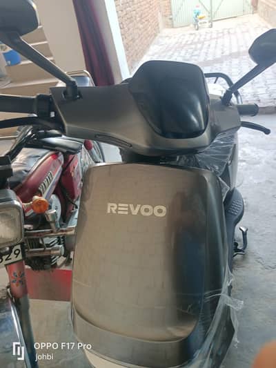 Revo electric scooty