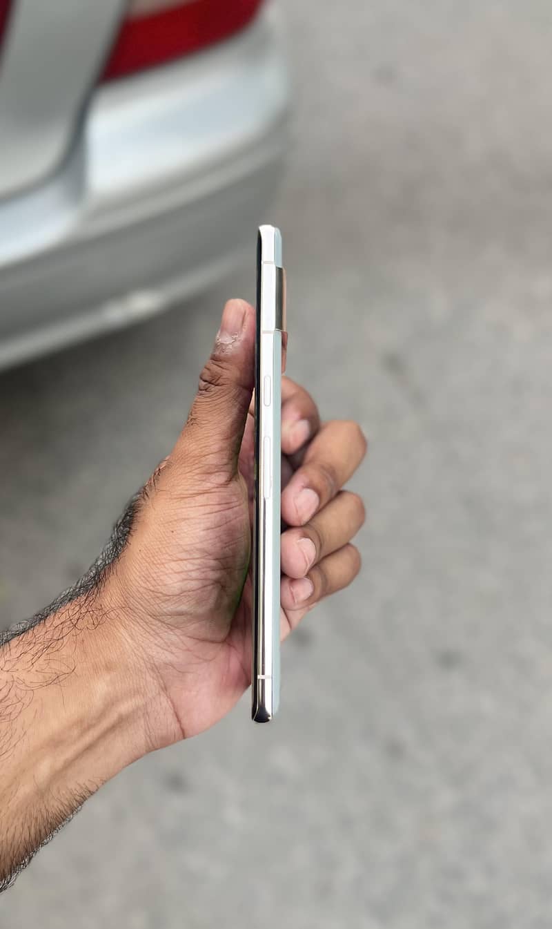 Google Pixel 7 Pro 2