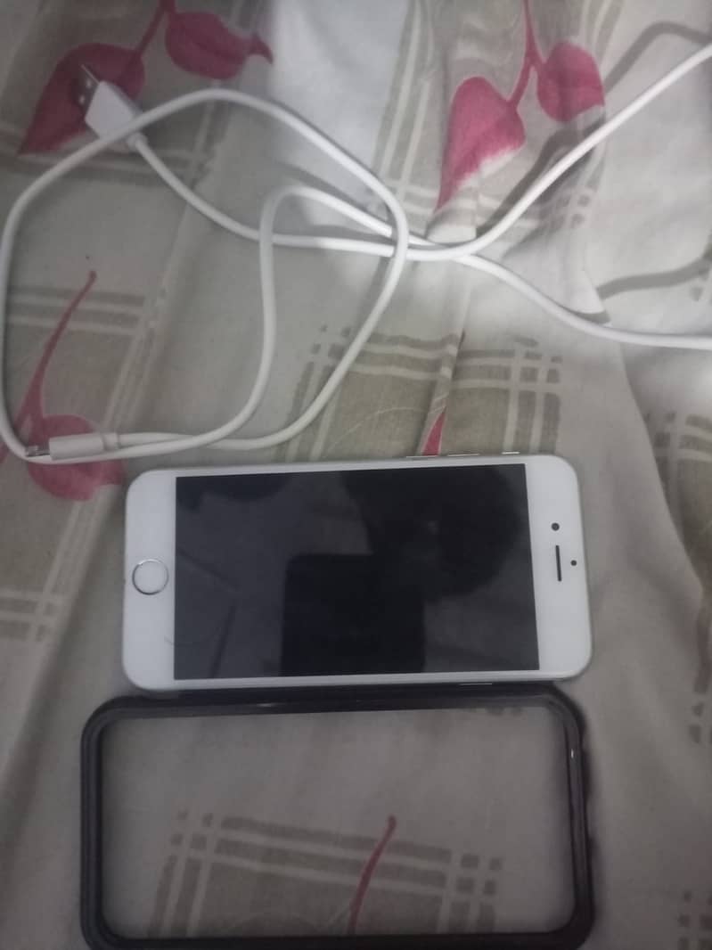Apple iPhone 6S 3