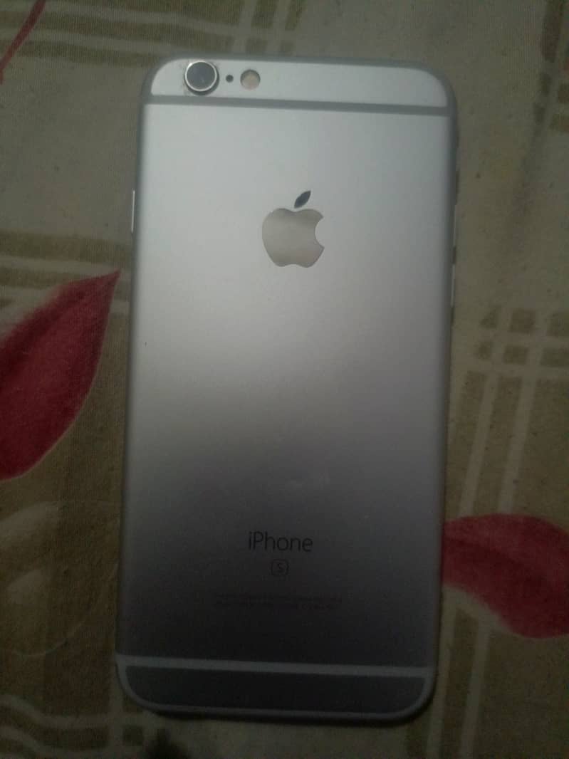 Apple iPhone 6S 8