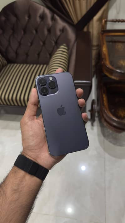 14 Pro Max 256gb 4month simtime