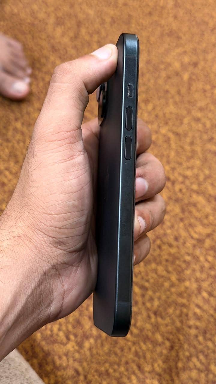 Apple iPhone 15 1