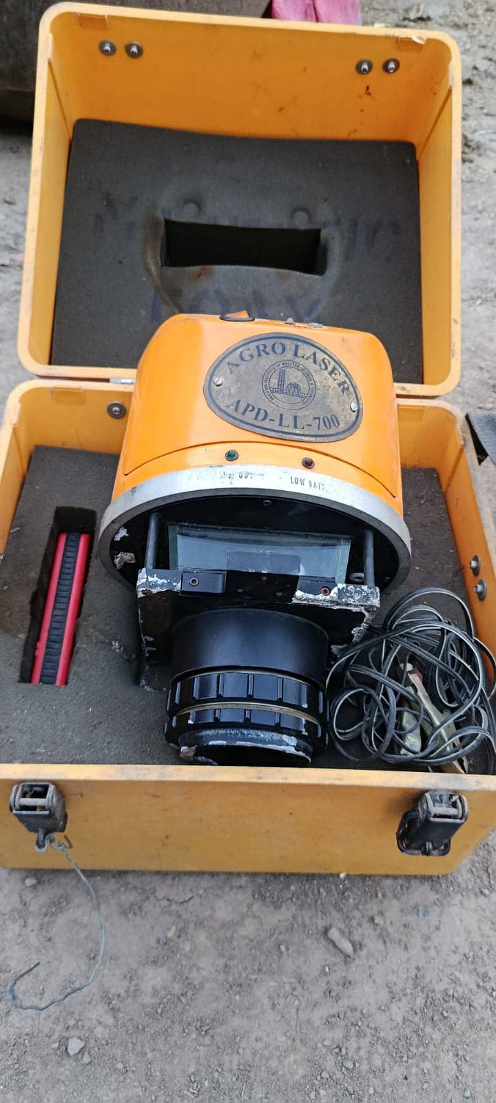 Land laser level machine 1
