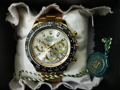 Men's wrist watch, with buy one get one free offer!