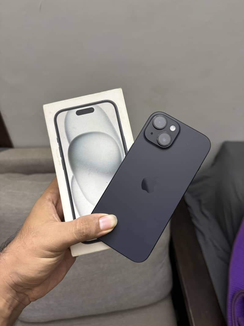 Apple iPhone 15 5