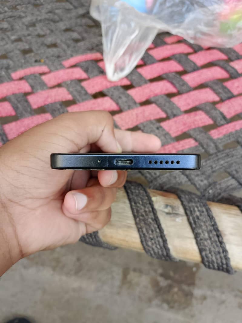 Xiaomi Redmi Note 13 Pro 3