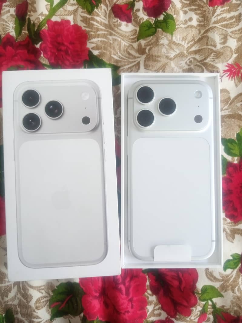 Apple iPhone 17 Pro 0