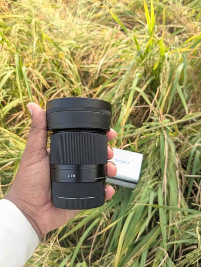 Sigma 30mm F1.4 sony e mount