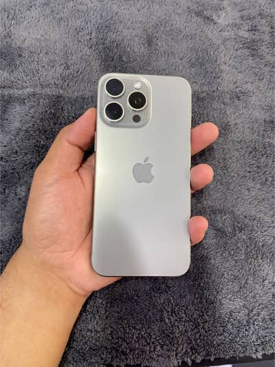 Apple iPhone 15 Pro Max