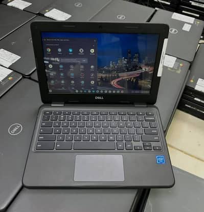 Dell ChromeBook 3100 Touch / 4GB / 32GB / 2031 Update